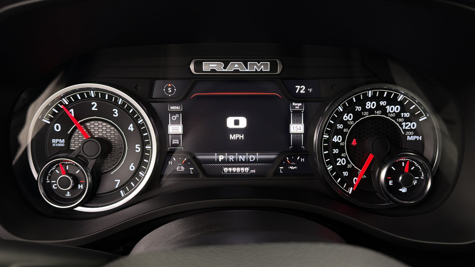 Used 2024 RAM 1500 4x4 Crew Cab image 29