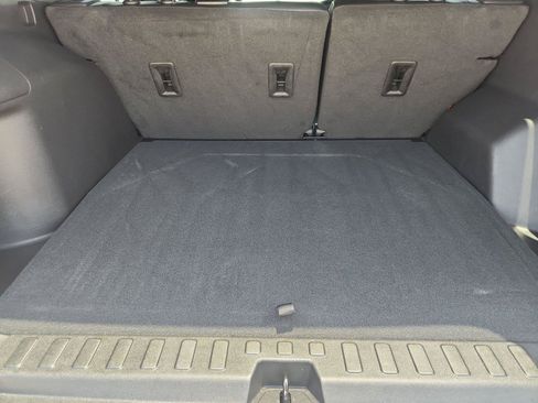 Certified 2023 Chevrolet Equinox RS w/ LPO, Floor Liner Package FWD image 24