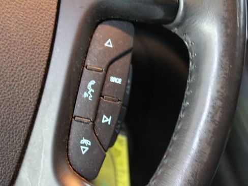 Used 2017 Buick Enclave Leather AWD/4WD image 17