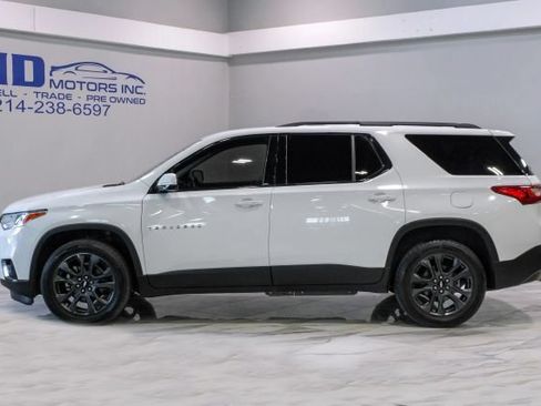 Used 2019 Chevrolet Traverse RS w/ LPO, Floor Liner Package FWD image 13