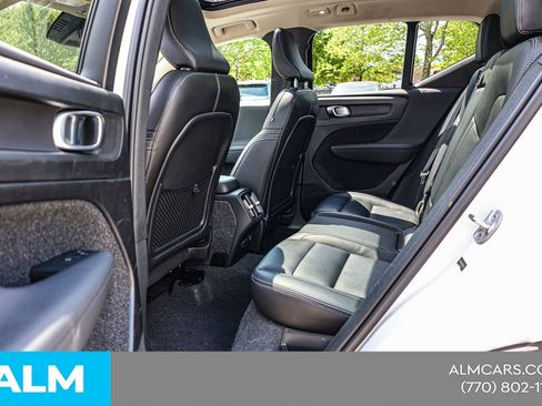 Used 2024 Volvo XC40 B5 Plus w/ Climate Package AWD/4WD image 19