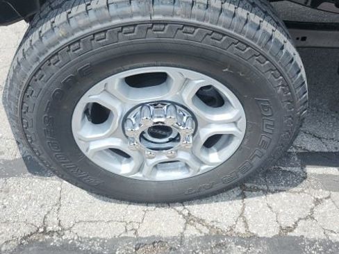 New 2025 Ford F350 XLT w/ 360-Degree Camera Package image 17