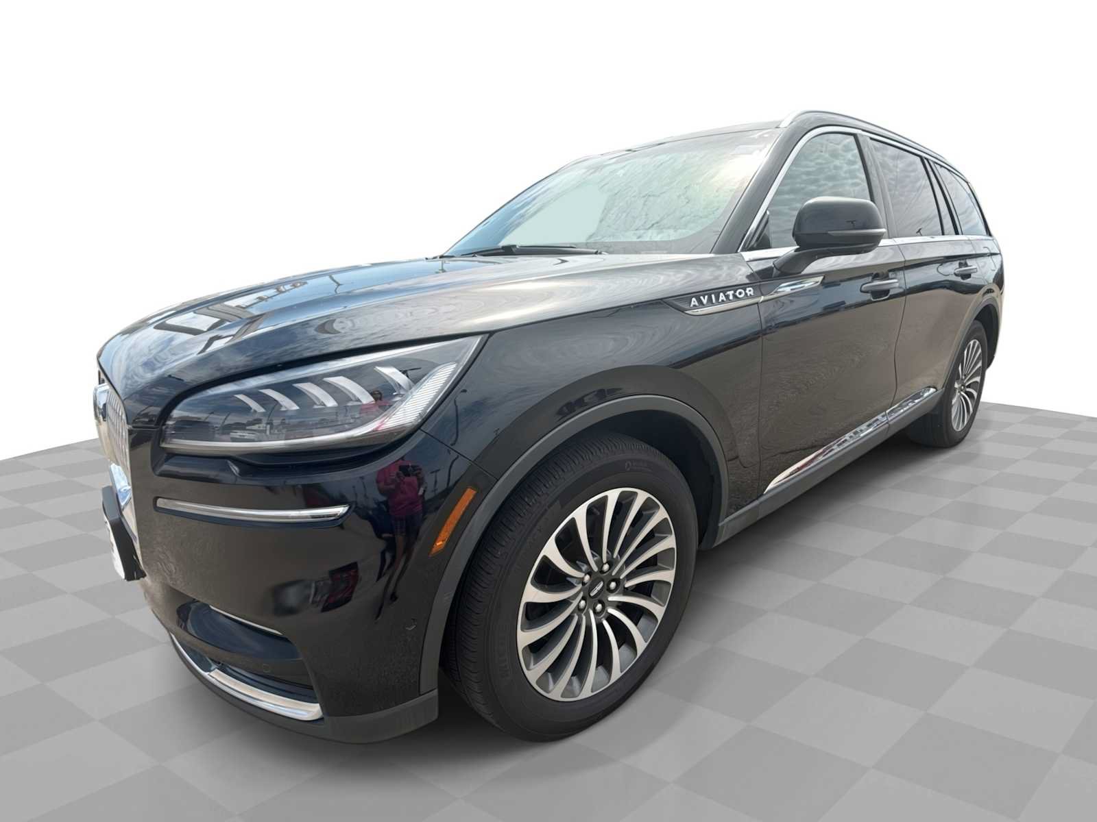 Used 2024 Lincoln Aviator Reserve AWD/4WD image 1