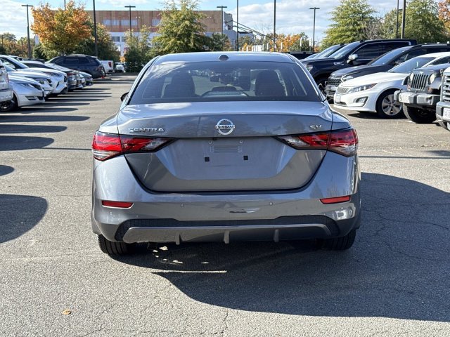 Used 2022 Nissan Sentra SV w/ SV Premium Package FWD image 3