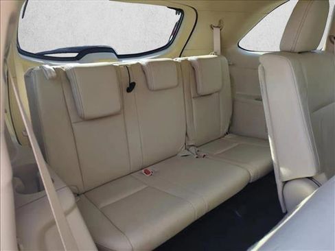 Used 2015 Toyota Highlander XLE image 26