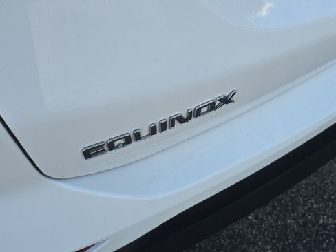 Used 2021 Chevrolet Equinox LS image 6