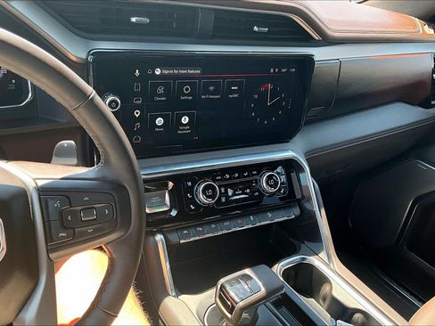 Used 2026 GMC Sierra 1500 Denali w/ Technology Package AWD/4WD image 6
