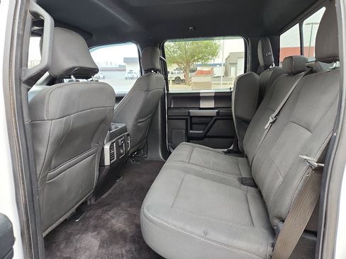 Used 2015 Ford F150 XLT w/ Equipment Group 302A Luxury image 9