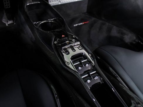 Certified 2022 Ferrari SF90 Spider image 5