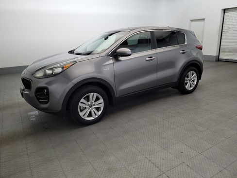 Used 2019 Kia Sportage LX image 2