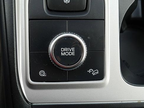 Used 2023 Ford Explorer 4WD image 42