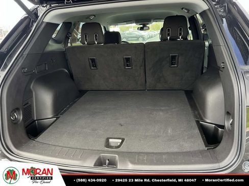 Used 2020 Chevrolet Blazer LT FWD image 11