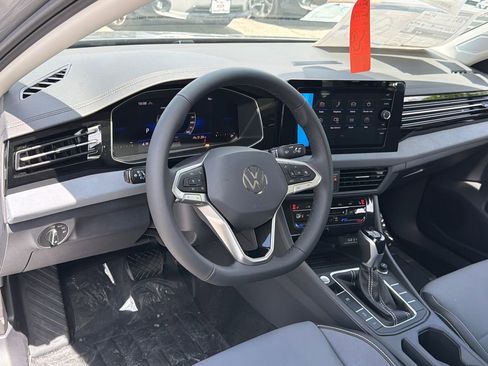 New 2026 Volkswagen Jetta SE FWD image 25