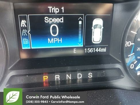 Used 2017 Ford Explorer XLT AWD/4WD image 27