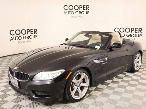 Used 2015 BMW Z4 sDrive28i image 10