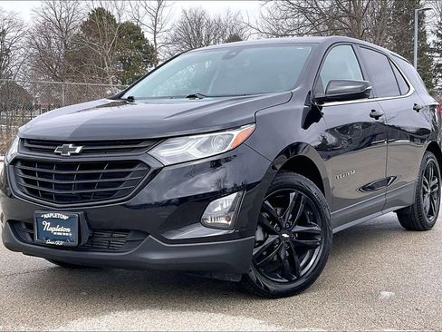 Used 2020 Chevrolet Equinox LT w/ Midnight Edition image 2