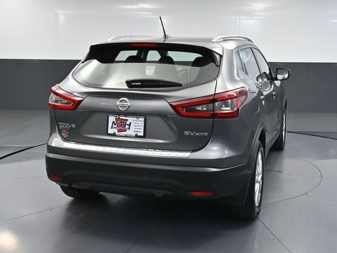 Used 2021 Nissan Rogue Sport SV image 6