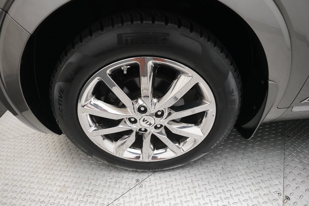 Used 2016 Kia Sorento SX w/ SXL Technology Package AWD/4WD image 25