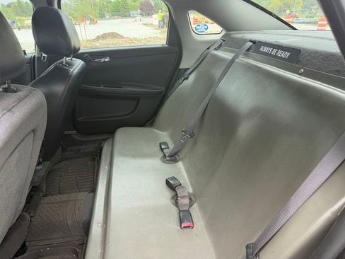 Used 2009 Chevrolet Impala Police FWD image 5