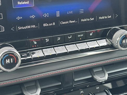 Certified 2023 Chevrolet Colorado Z71 w/ Z71 Convenience Package 2 image 30