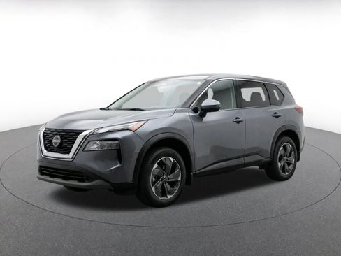 Used 2025 Nissan Rogue SV AWD/4WD image 3