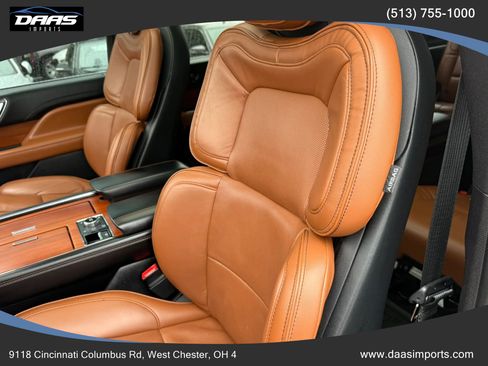 Used 2018 Lincoln Navigator L Reserve w/ Technology Package AWD/4WD image 19