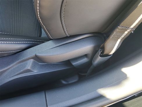 Used 2024 Ford Mustang Premium image 8