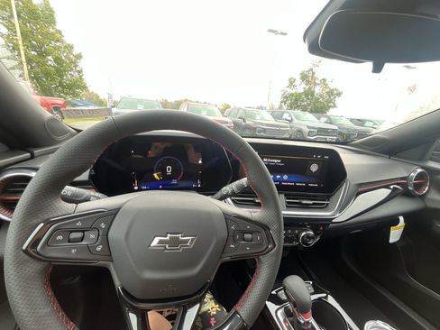 New 2026 Chevrolet Trax RS w/ Driver Confidence Package image 10