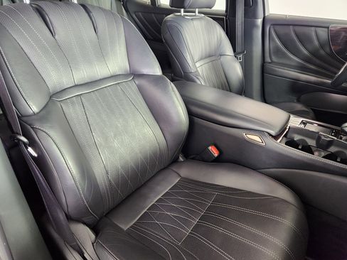 Used 2018 Lexus LS 500 AWD w/ Executive Package image 9