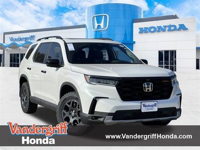 New 2025 Honda Pilot TrailSport