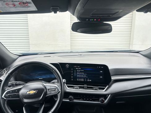 Used 2025 Chevrolet Equinox LT image 33