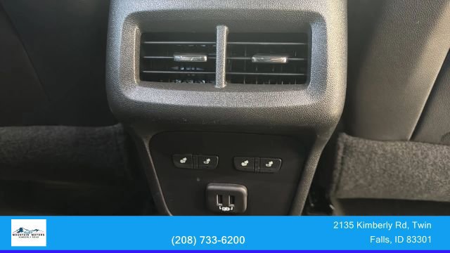 Used 2022 Chevrolet Equinox Premier AWD/4WD image 36
