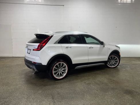Used 2021 Cadillac XT4 Premium Luxury w/ Cold Weather Package FWD image 3
