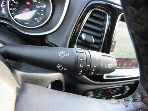 Used 2021 Jeep Compass Limited w/ Sun and Sound Group image 25