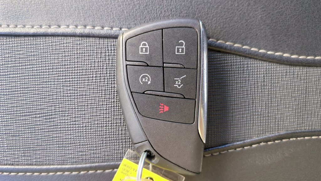 Used 2025 Buick Enclave Preferred FWD image 28