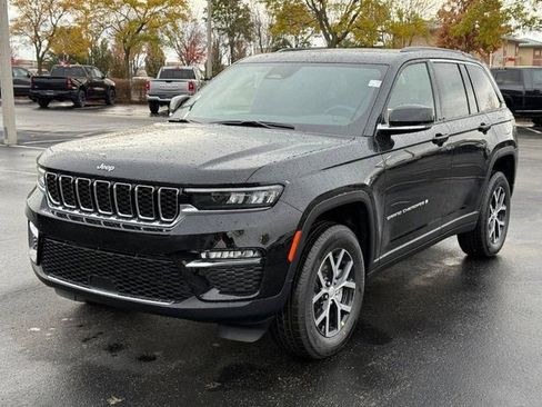 New 2025 Jeep Grand Cherokee Limited image 10