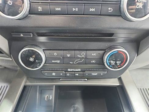 Used 2018 Ford Expedition XLT w/ Equipment Group 201A image 29