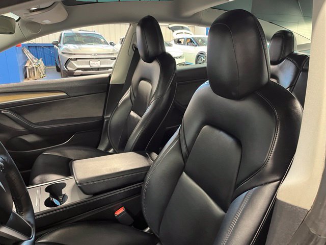 Used 2022 Tesla Model 3 Long Range AWD/4WD image 24