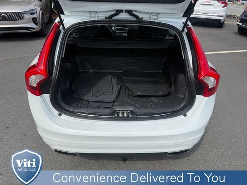 Used 2016 Volvo V60 T5 Premier AWD/4WD image 24