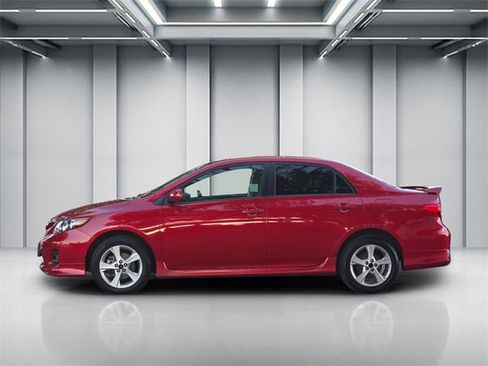 Used 2011 Toyota Corolla S image 7