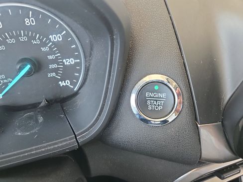 Used 2021 Ford EcoSport SE image 27