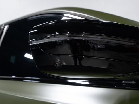 Used 2025 BMW M3 Competition image 16