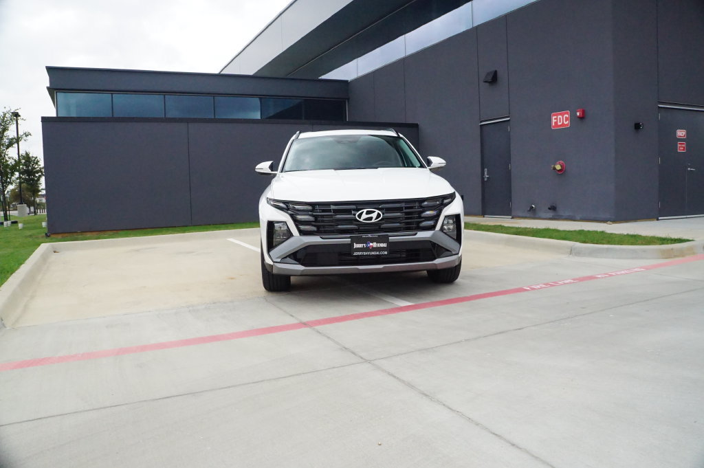 New 2026 Hyundai Tucson SEL FWD image 2