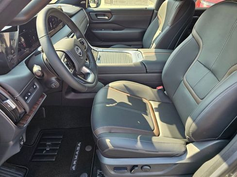 New 2026 Nissan Armada SL image 8