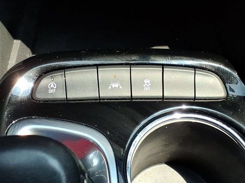 Used 2024 Buick Encore GX Avenir w/ Avenir Convenience Package FWD image 21