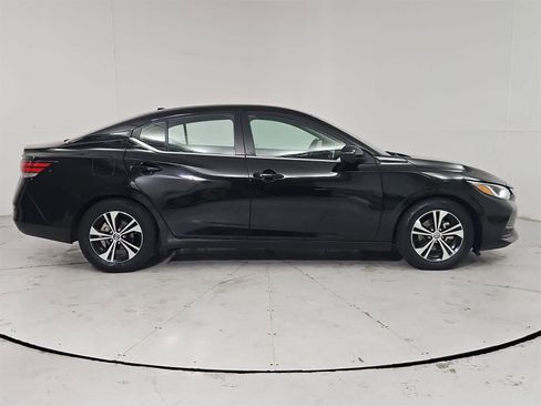 Used 2021 Nissan Sentra SV image 7