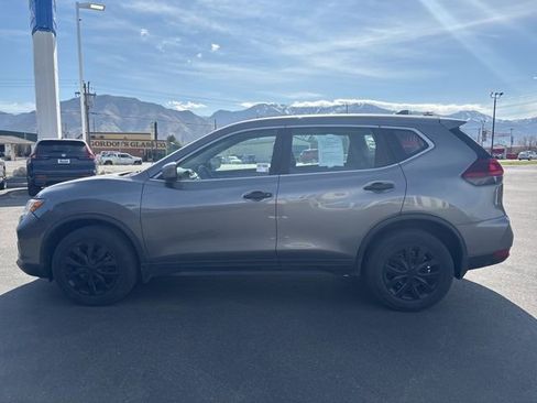 Used 2019 Nissan Rogue S image 6