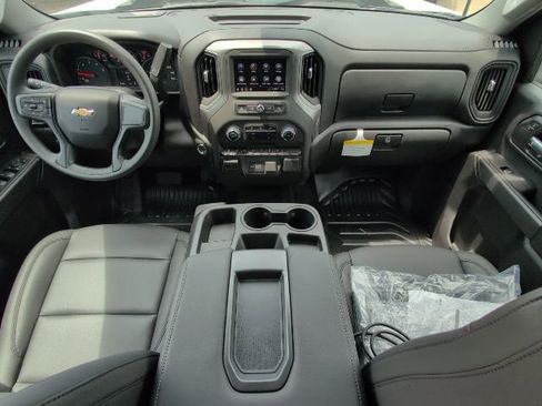 New 2025 Chevrolet Silverado 3500 W/T image 11