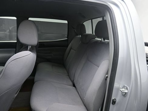 Used 2006 Toyota Tacoma PreRunner RWD image 20