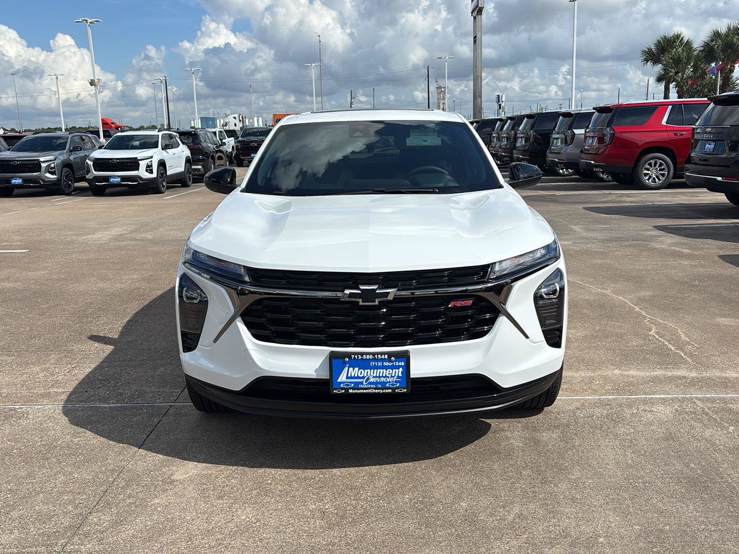 New 2026 Chevrolet Trax RS w/ Sunroof Package FWD image 2